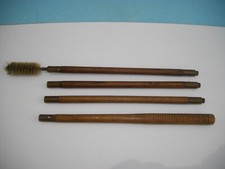 Brosse ancienne en métal à