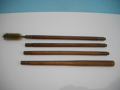 Brosse ancienne métal à - métal,