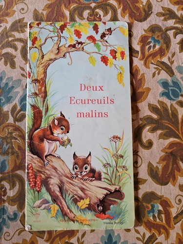 Deux écureuils malins - deux,