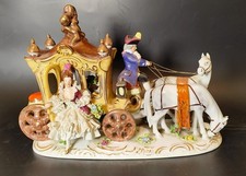 Ancien Groupe en porcelaine Allemande Signé Dresden Germany carrosse Vintage 