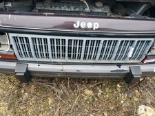 GRILL Jeep Cherokee (XJ) voiture tout-terrain 2.1 TD (B(L4-126)) #83863209