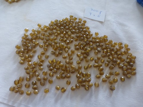Lot 300 perles en verre - lot,