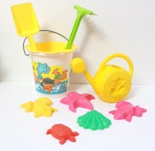 Jouets de plage rétro 1980