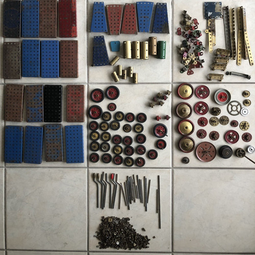 Meccano nombreuses pièces - meccano,,