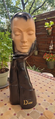 Buste boutique publicitaire - buste,