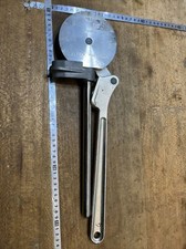 N. 750 outil ancien pince à