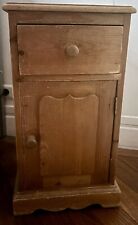 table de chevet bois Massif D’épicéa de La Marque Interior’s