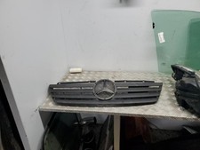 GRILLE DE CALANDRE MERCEDES-BENZ VANEO (W414) MONOSPACE 1.7 CDI 16V (OM668.914) 4148880060