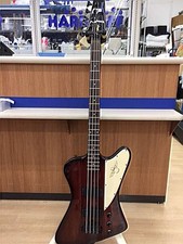 Guitare basse électrique