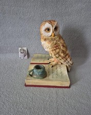 Statue Hiboux sur livre et son