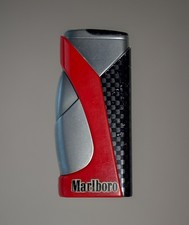 Briquet à Gaz Rechargeable Marlboro Racing Ferrari Steel Lighter / Collector