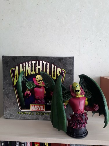 Buste bowen annihilus - buste,
