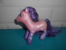 18.4.22.7 Mon Petit poney figurine 2005 Fancy free MLP My little pony Hasbro 