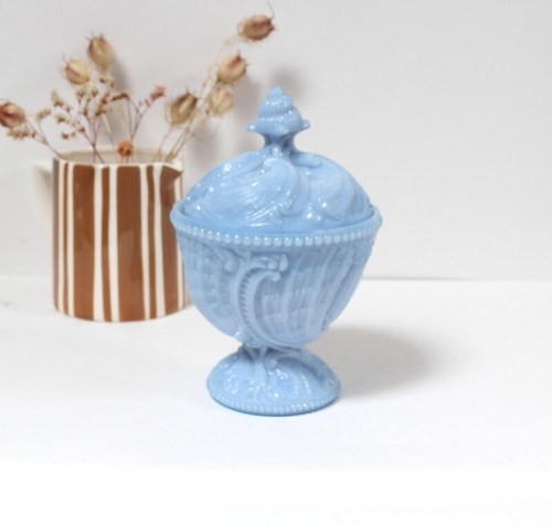 Boîte bonbonnière opaline