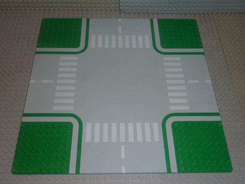 Lego baseplate road 32 - x,