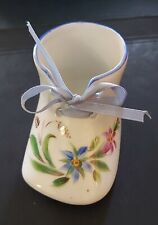 Chaussure d' enfant miniature