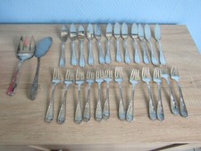 Service a poisson en métal argenté EB 26 pièces