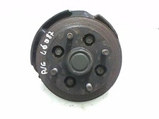 Pivot de moyeu avant gauche