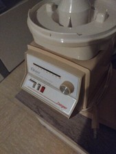 ROBOT MENAGER OSTER 1987 OCCASION