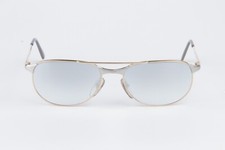 300€ Lunettes de soleil