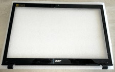 Plasturgie  Contour écran / Bezel 13N0-7NA0Y01 pour Acer Aspire V3-772G .