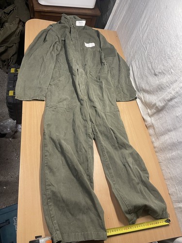 Ancienne combinaison militaire - combinaison,