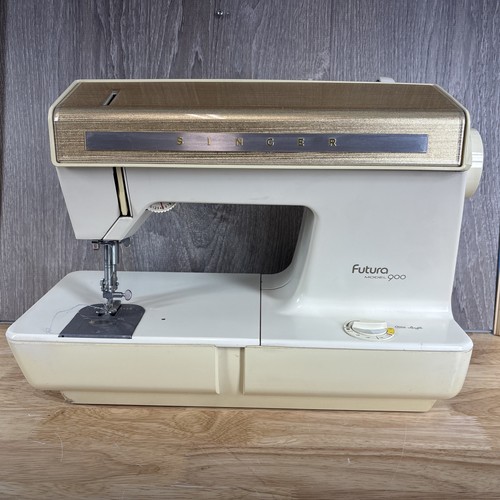 Singer futura model - model, 900