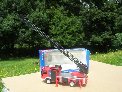 Camion pompier - 1/50,