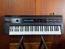 Synthétiseur linéaire roland - linéaire,