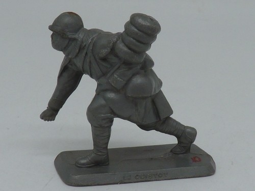Figurine pub ancienne mokarex - pub,
