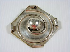 Broche martelée Art Déco pas signée mais attribuée à Jean Despres