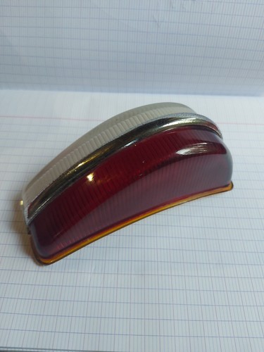Feu rouge blanc - ,