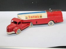 vrai JRD 121 - TRACTEUR