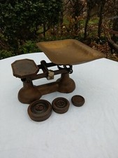 Ancienne balance anglaise