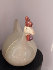 Grande Poule Décorative En Poterie Vernissée