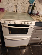 gazinière à gaz avec lave vaisselle