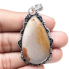 Collier cheval sauvage jaspe pierre précieuse fait main bijoux anciens 2,5"