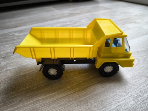 Camion jouet plastique - molto,