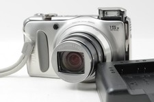 LIRE[EN L'ÉTAT] Appareil photo numérique Fujifilm Finepix F300EXR...