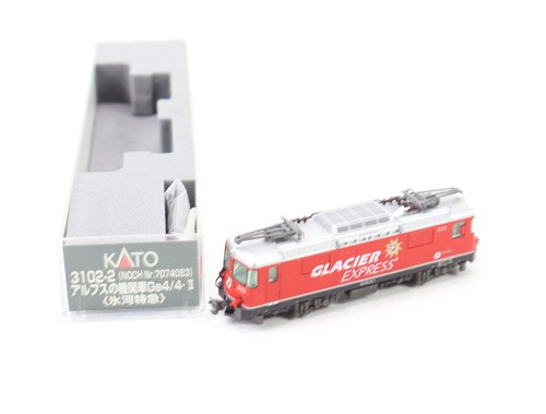 Kato 3102 locomotive - 3102-2,