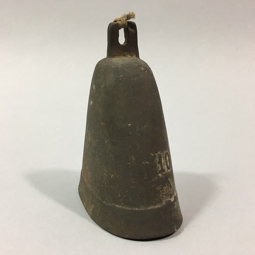 Ancienne sonnaille cloche - ancienne,