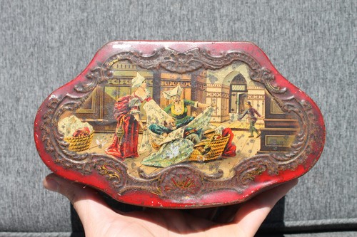 Ancienne boite tôle - boite,