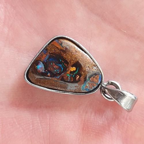 Pendentif opale boulder koroit - boulder,