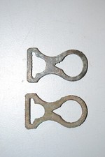 2 boucles de jugulaire de casque à pointe, ww1. (lot 3)