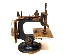 Antique Singer USA Miniature