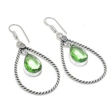 Boucles d'oreilles pendantes