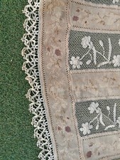 Nape Ancienne en  Dentelle