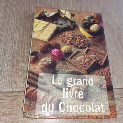 Grand livre chocolat - grand,