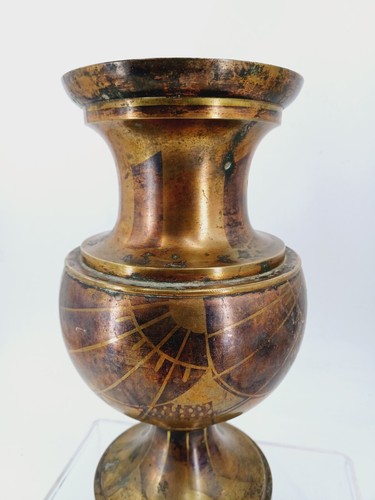 Trophée vase percé art - vase,