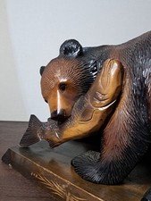 Ours japonais en bois sculpté